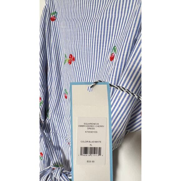 Blue and white Embroidered Cherry Dress Size X-Large - Picture 6 of 7